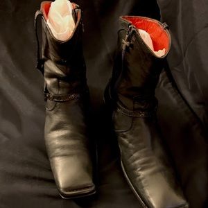 Mark Nason Clemenza Alicante Iron Cross Sz 10.5